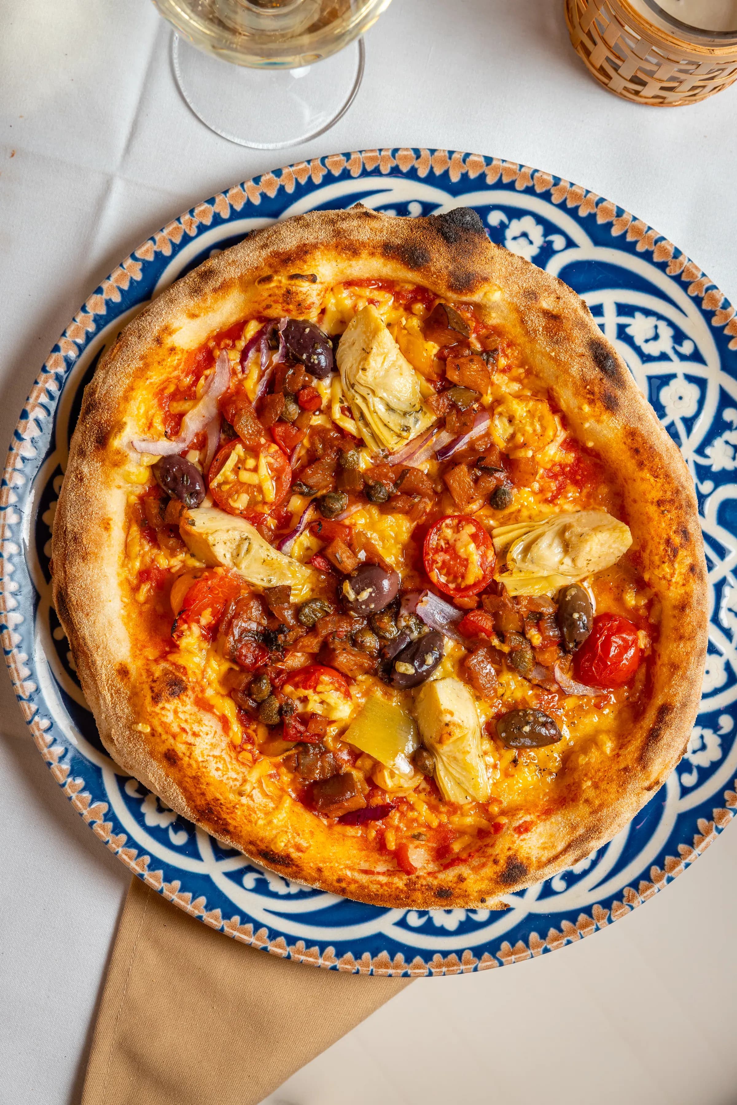 Pizza with artichoke